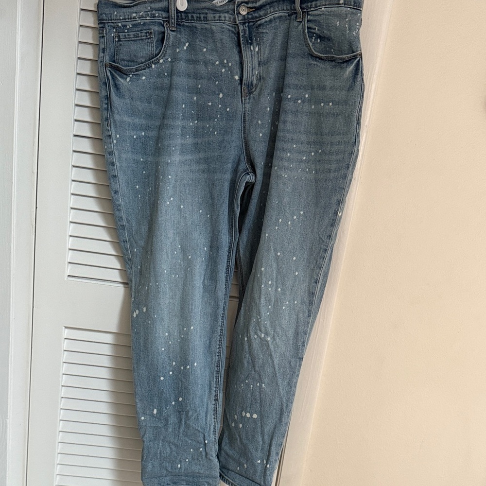 Old Navy Women's Distressed Blue Boyfriend Jeans